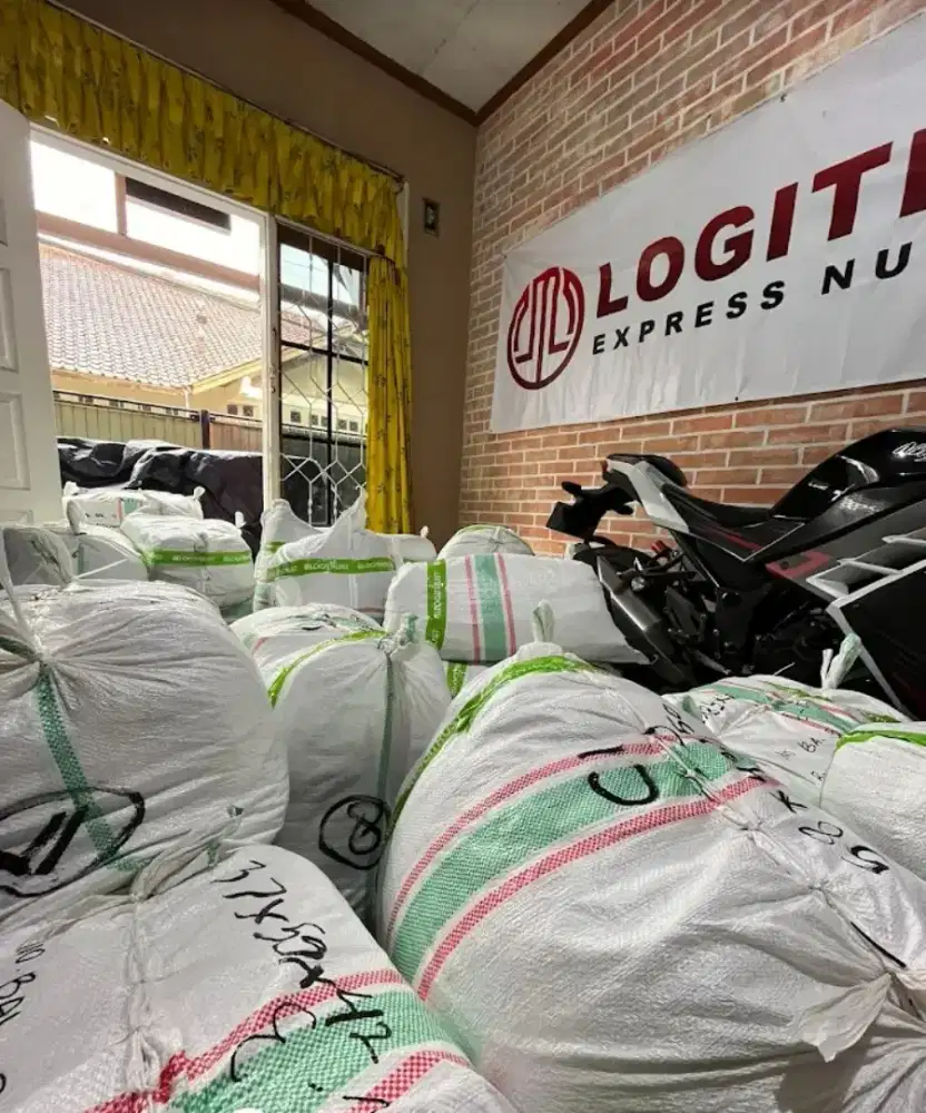 Permisi admin barangkali ada yg perlu kirim kirim paket nya