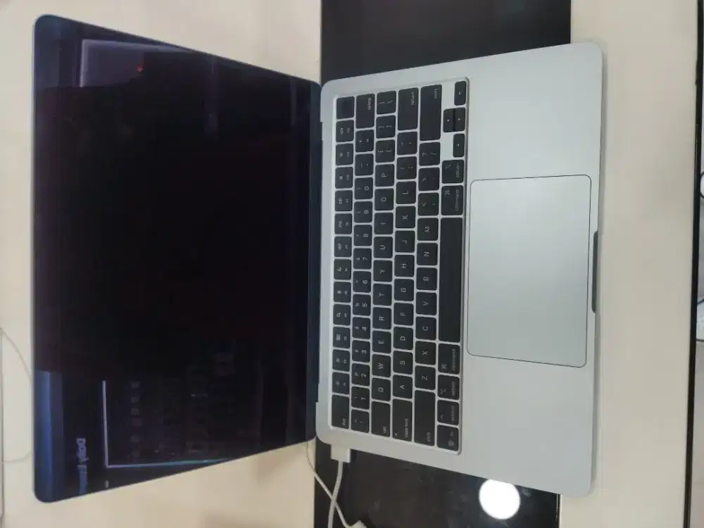 macbook air 13inch