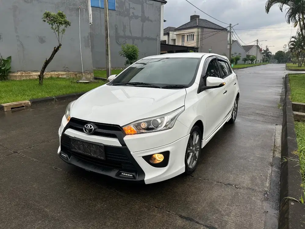 Yaris S TRD 2015 kM67rb! Antik toyota sportivo mobil matic jazz hrv d9