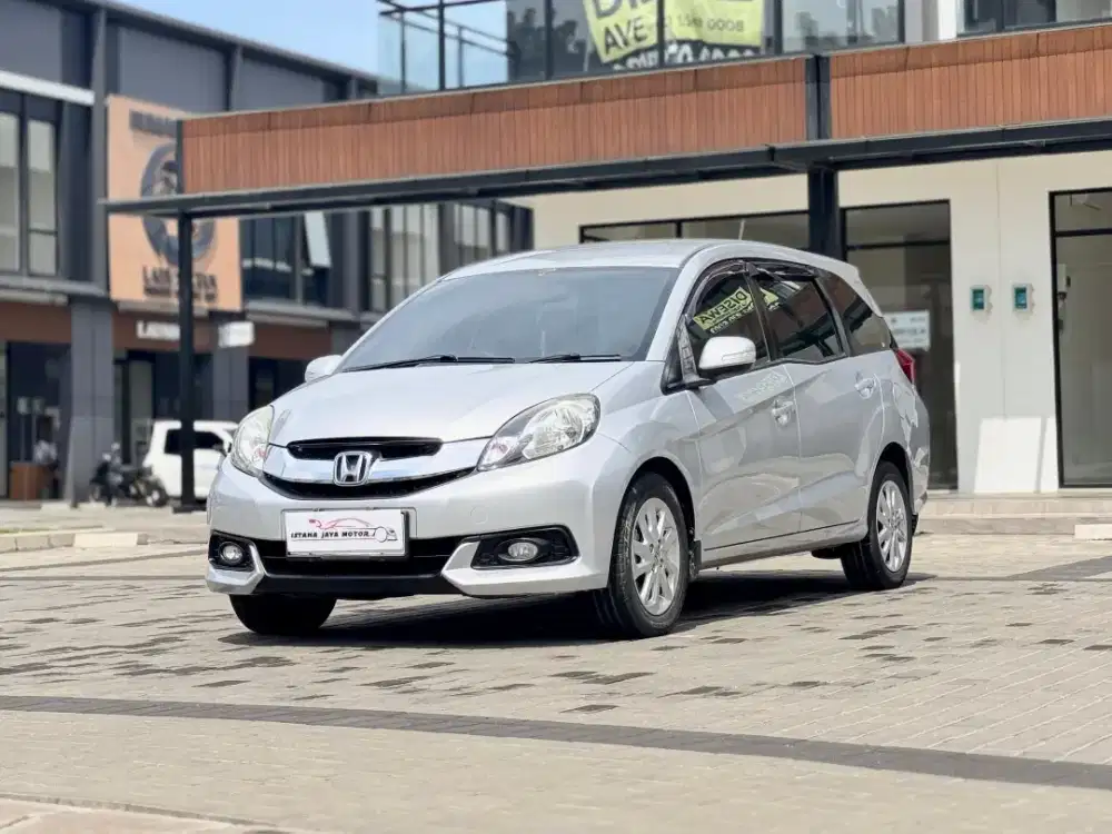 Honda mobilio 2015