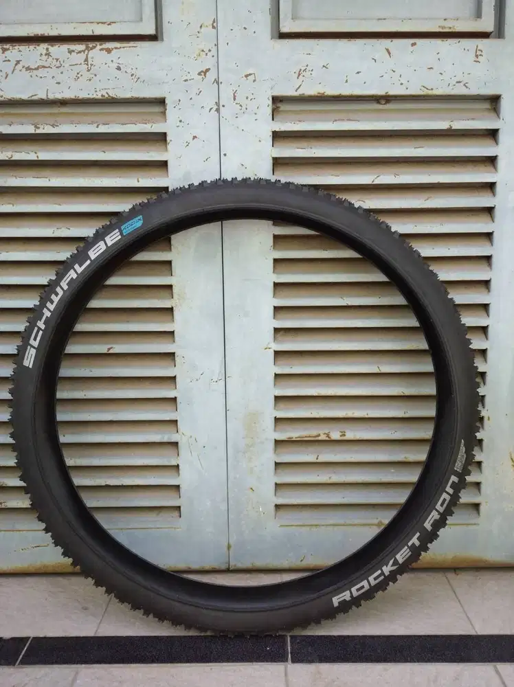 Ban Sepeda MTB 29er Schwalbe Rocket Ron 29x2.25 Addix Speedgrip TLE