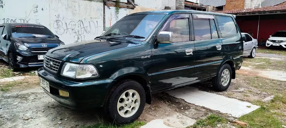 Toyota Kijang 2000 Bensin