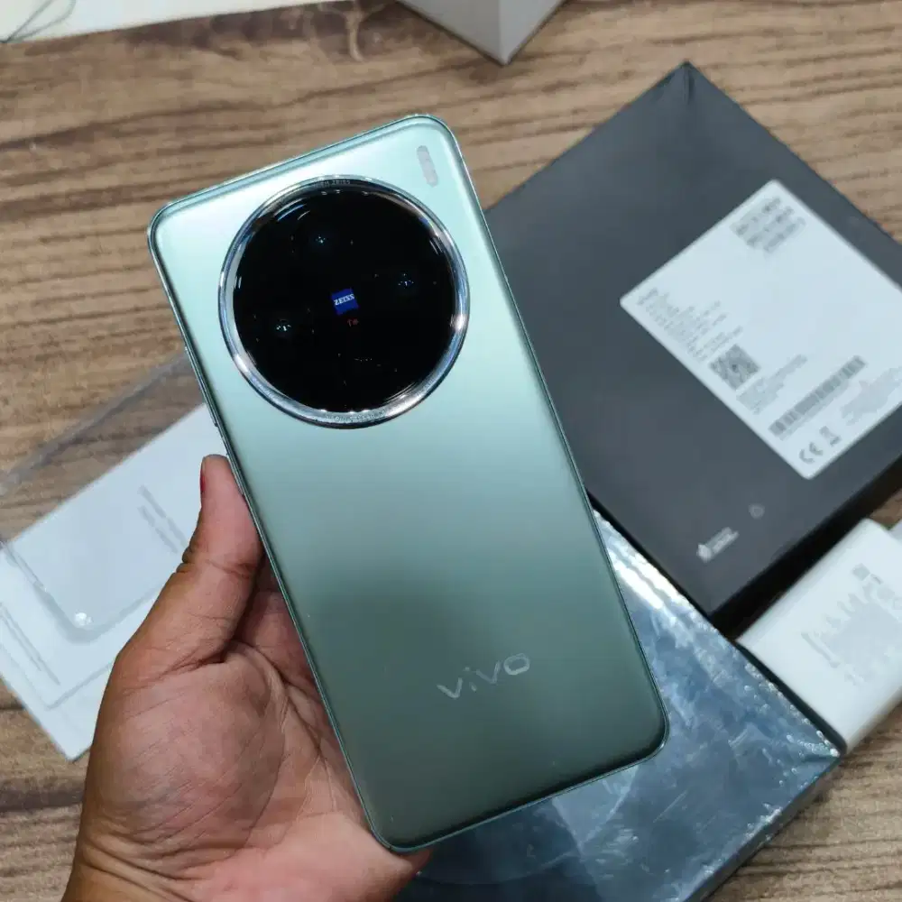 vivo x200 256GB like new