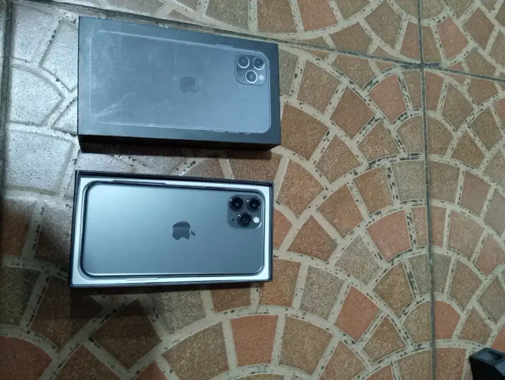 Iphone 11 pro max 256gb barang baru satu