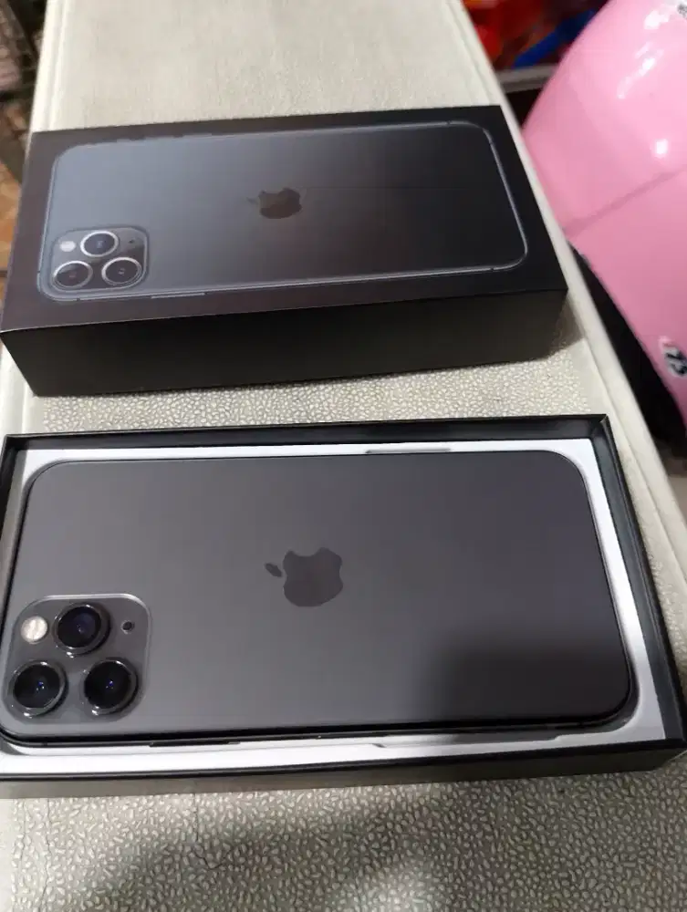 Iphone 11 pro max 256gb siap hanya baru