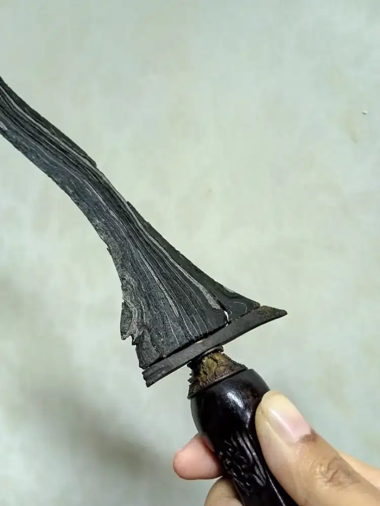 Keris Sepuh Kebo dhengen Pamor Gajah Gelar