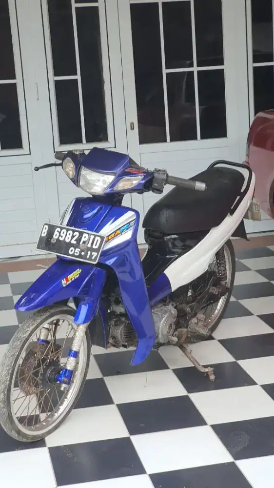 YAMAHA VEGA R 2004
