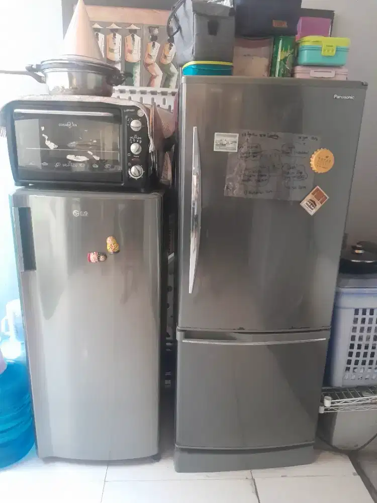 Jual 2 kulkas LG & Panasonic