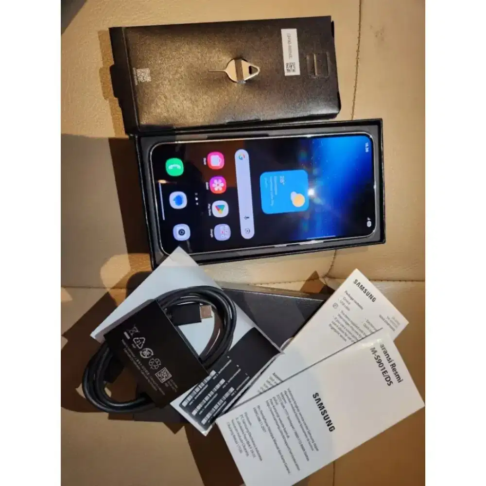 Samsung S22 8+8 (256) garansi on