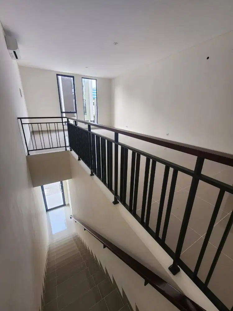Disewakan Ruko 2 lantai Verona Junction Gading Serpong