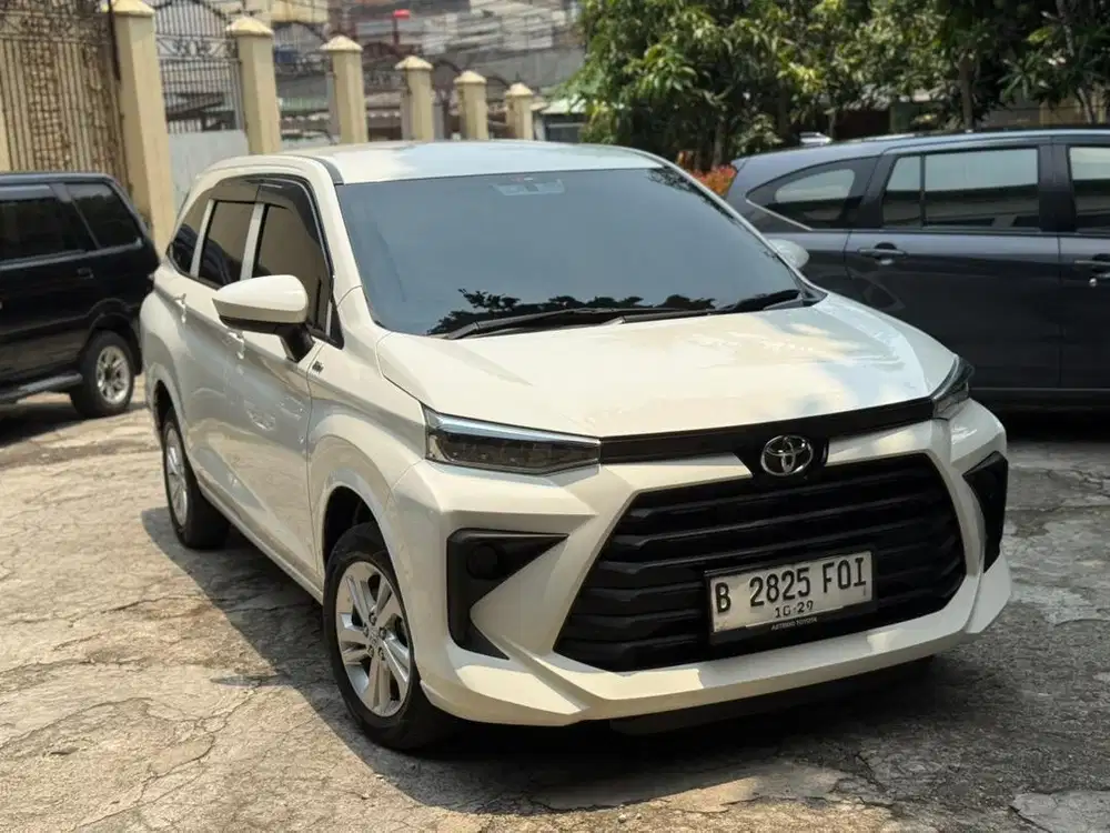 (Cash) Avanza 1.3 E MT 2024 Putih Metalik Pajak 10/26 Km46rb Record