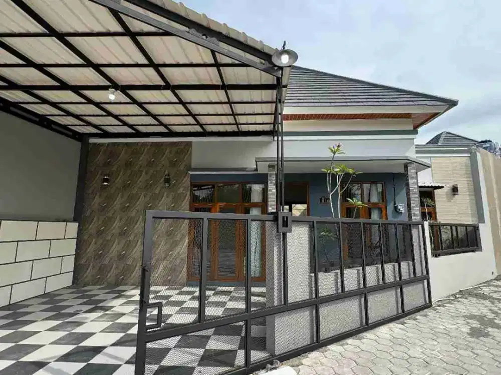 Rumah Cantik Di Cluster Eksklusif Dekat Kampus UII