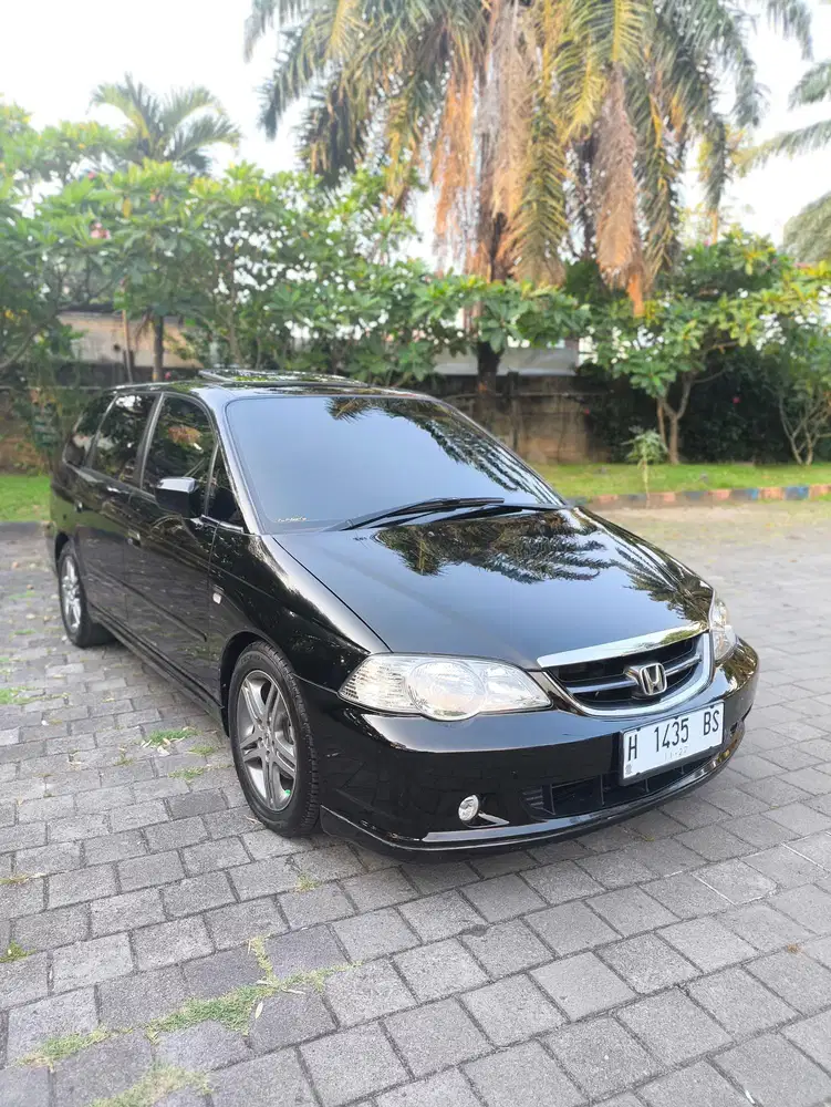 Honda Odyssey Absolute 2003