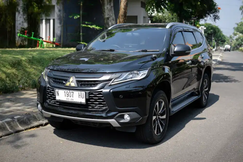 Mitsubishi Pajero Sport Dakar 4x2 Matic. Pajero. Dakar. 4x2. AT
