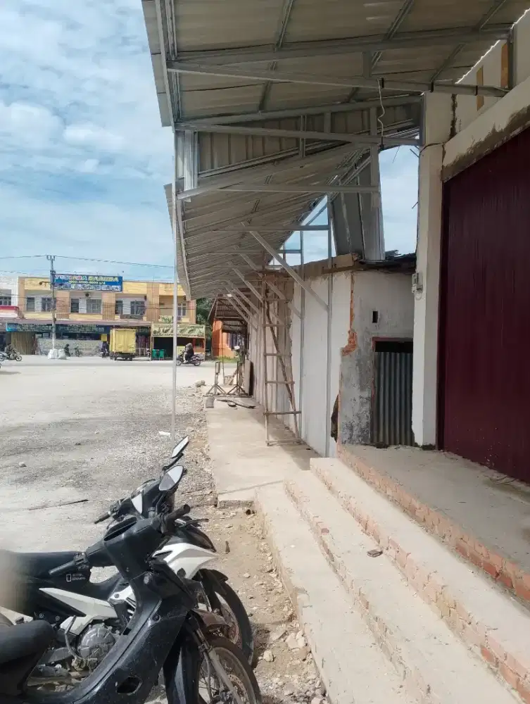 Jualan gorengan