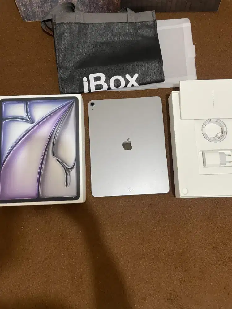 iPad air m3 13inch 256 wifi only ibox