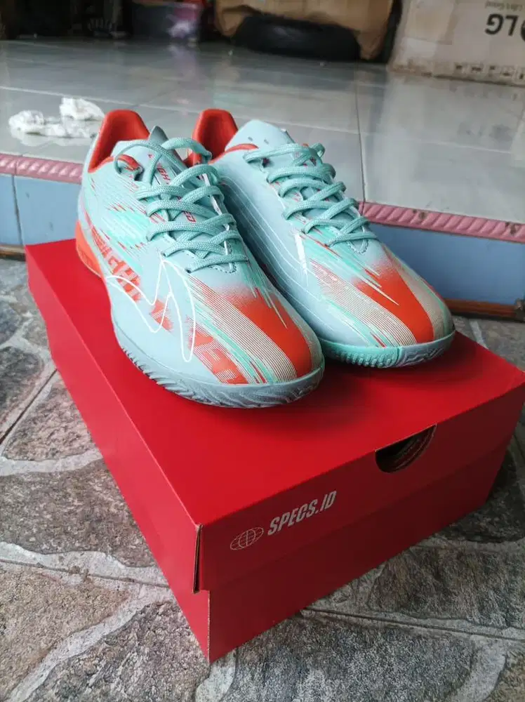 Sepatu futsal specs LS 4 Nitro Pro in