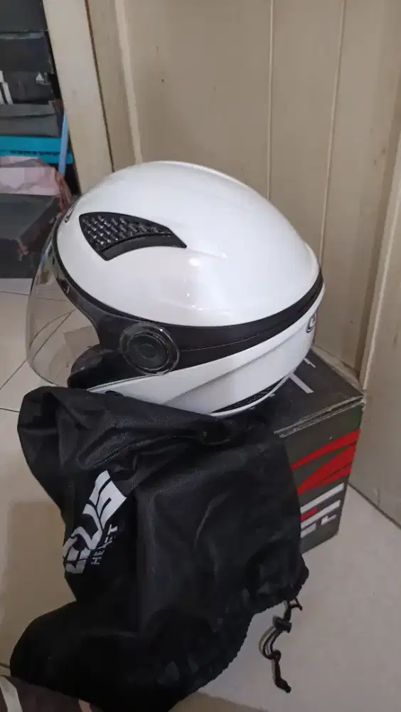 Helm keren Zeus double visor