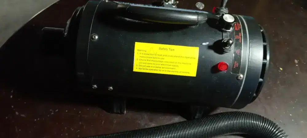 Blower kucing dan anjing
