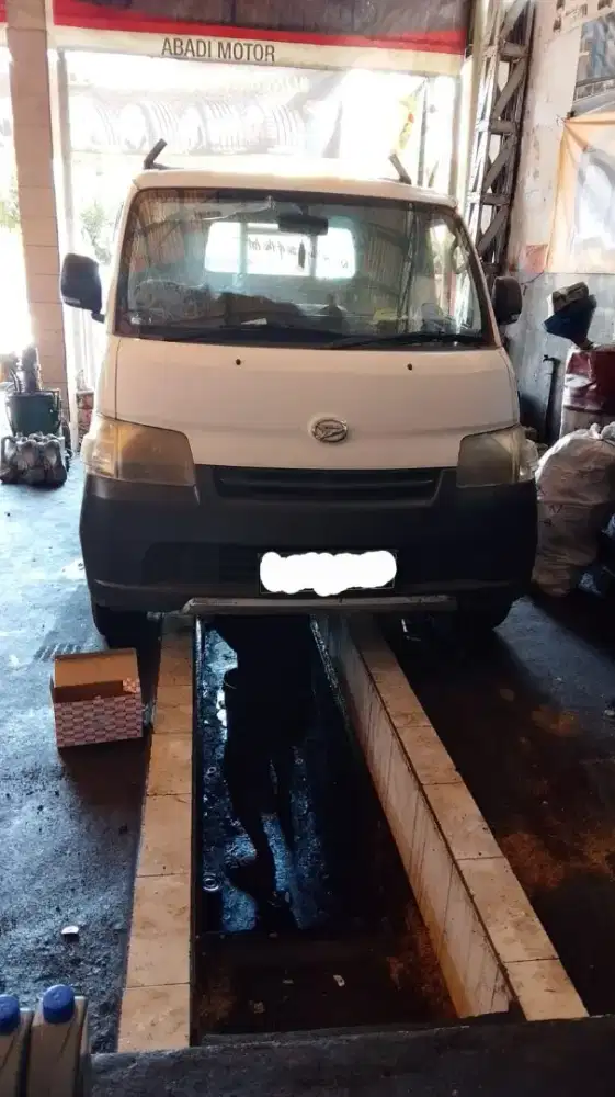 Daihatsu Gran Max Pick Up tahun 2015 area bitung sulawesi utara