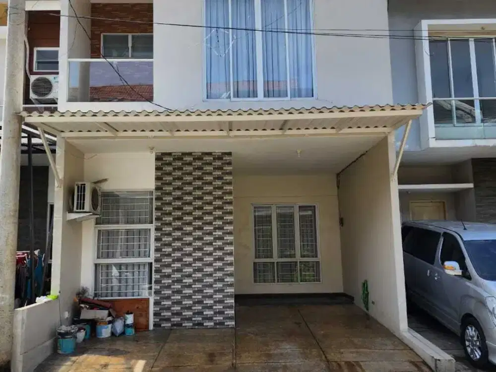 Dijual Rumah Rapi dan Siap Huni, Lokasi Strategis di Serpong