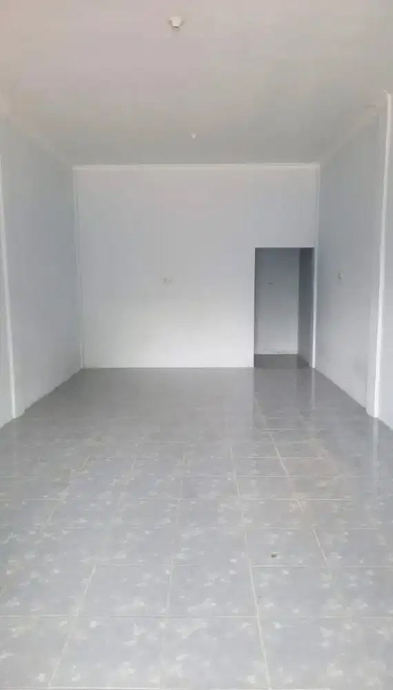 Di kontrakkan Ruko 1 lantai