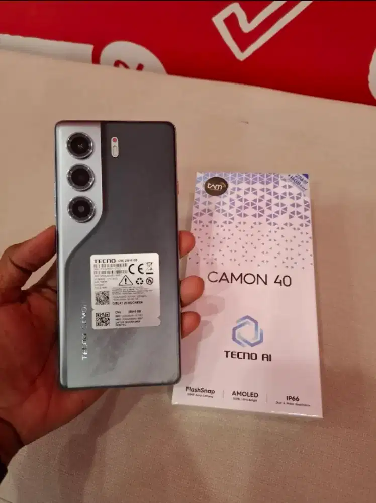 Tecno Camon 40 Baru