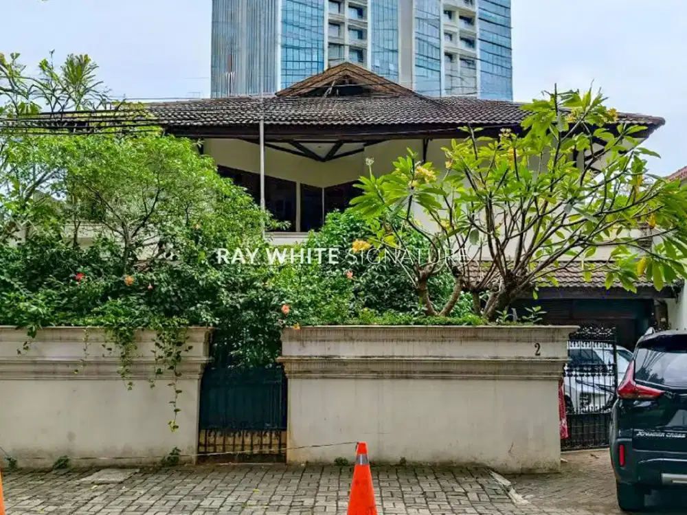 Dijual Rumah Lama Terawat di Jl Sungai Sambas Kebayoran Baru
