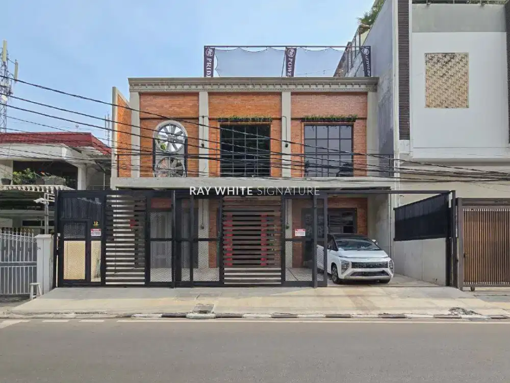 Rumah Mewah Siap Huni di Jl Setiabudi III