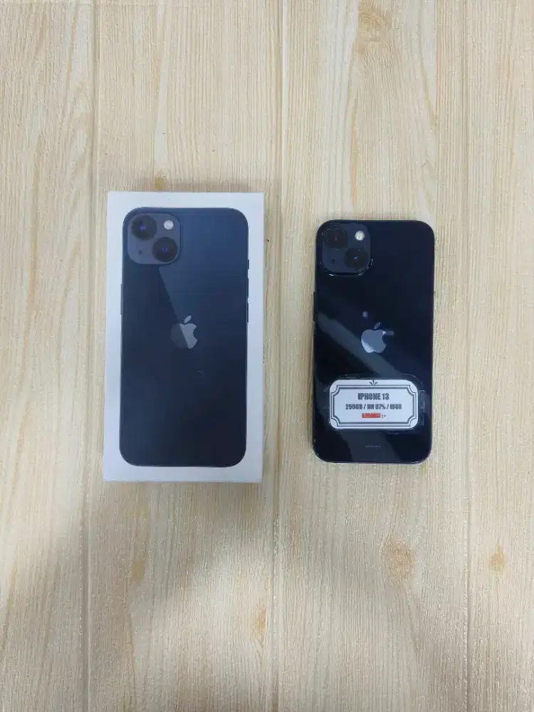 ( Second ) IPhone 13 256GB - Midnight | Ex Resmi | Fullset Original