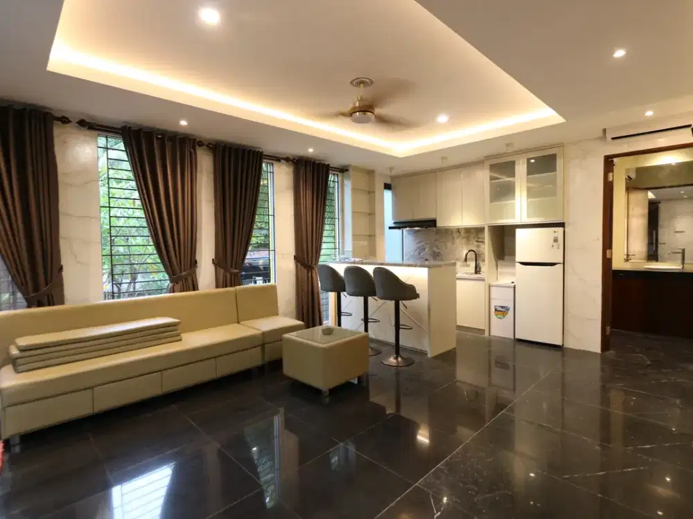 RUMAH TOWN HOUSE, SIAP HUNI DI KEMANG, DEKAT PONDOK INDAH