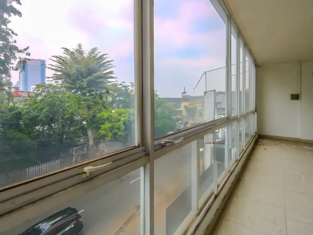 RUKO GANDENG LOKASI STRATEGIS, TEBET, AKSES MUDAH KE AREA MENTENG, KUNINGAN, PANCORAN