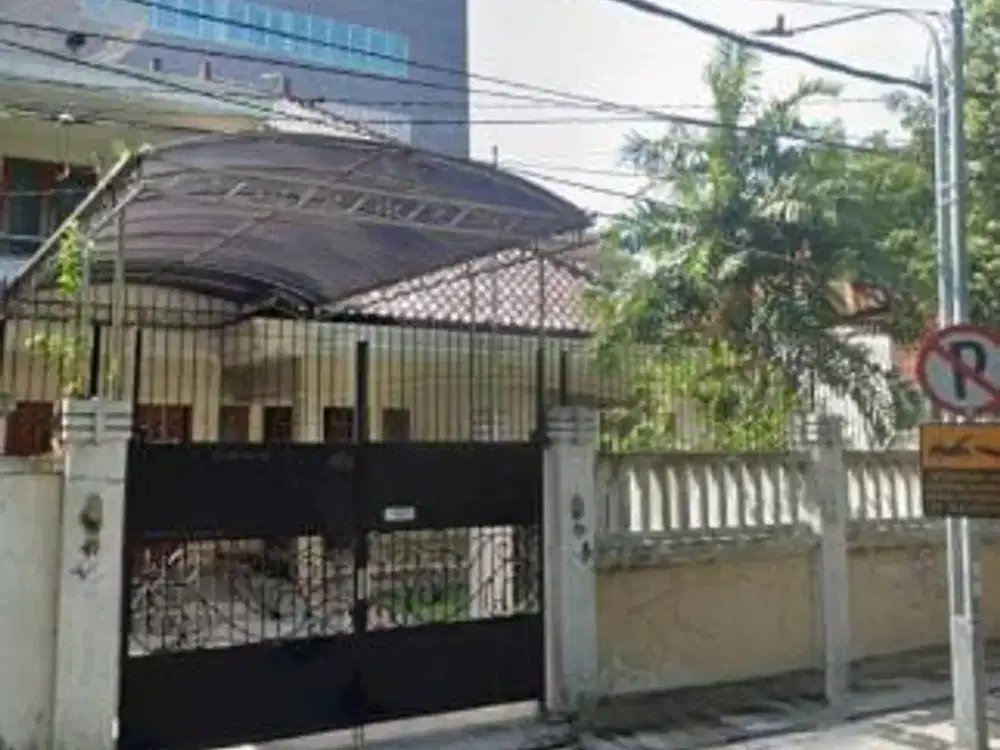DIJUAL RUMAH PUSAT KOTA SURABAYA KOMERSIAL AREA - JL. JAKSA AGUNG SUPRAPTO