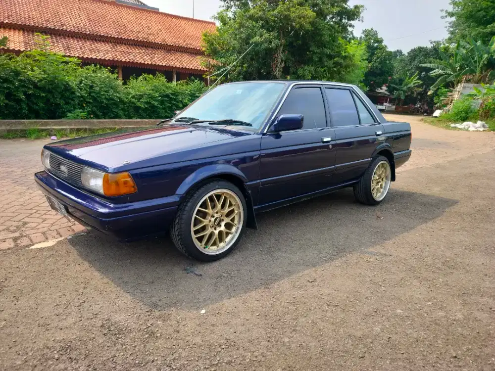 Nissan sentra sgx 1.6 th1989 PJK hidup