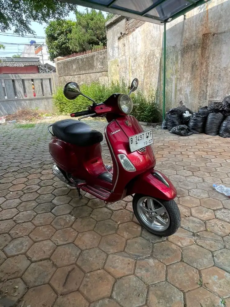 2013 Piaggio LX150