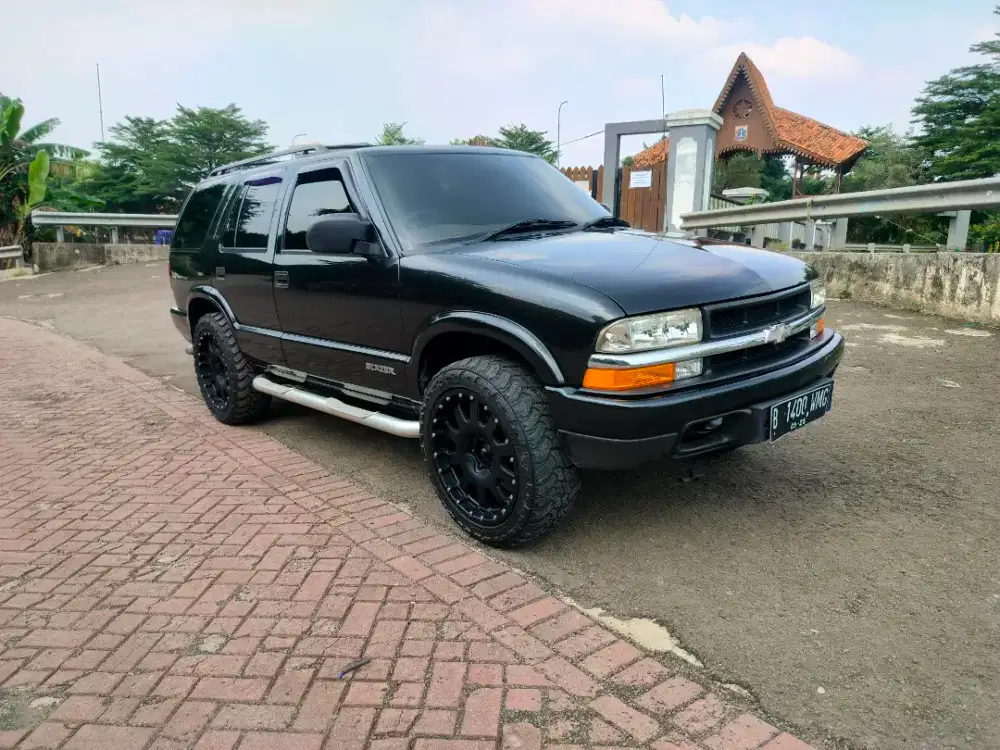 Opel montera th2001 siap trabas