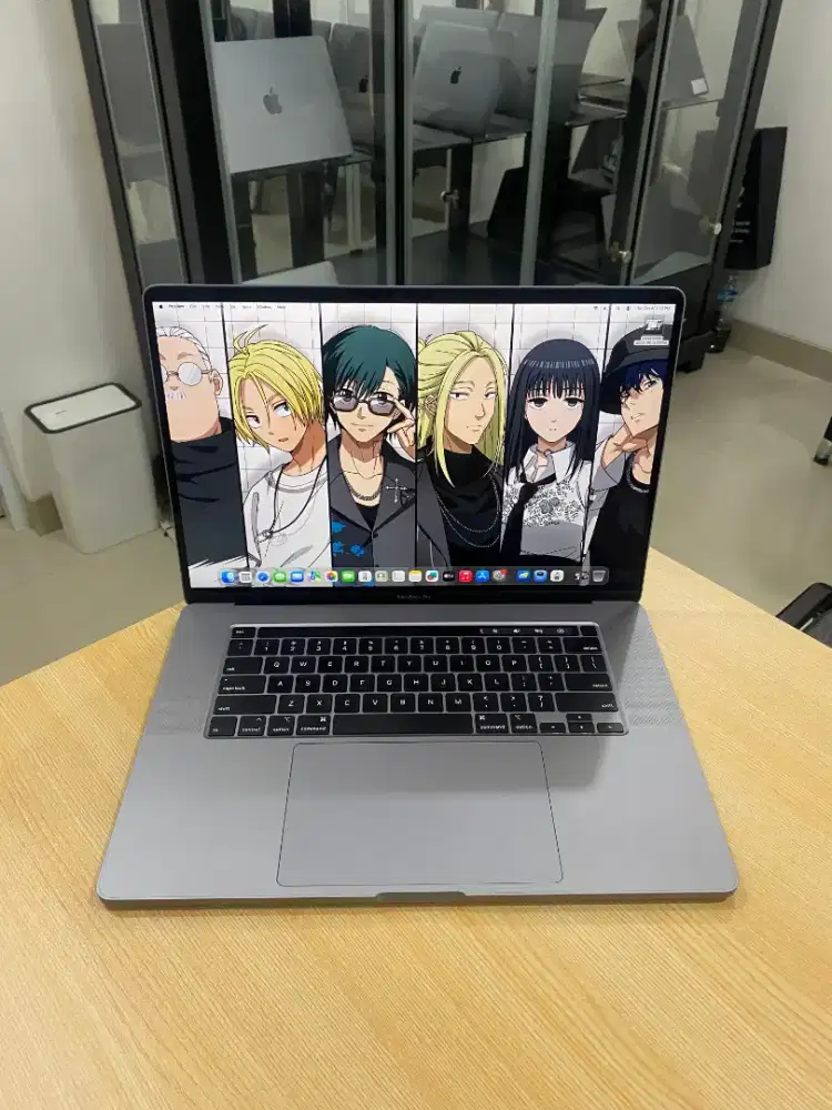Macbook Pro 2019 16 i7 Ram 32/512