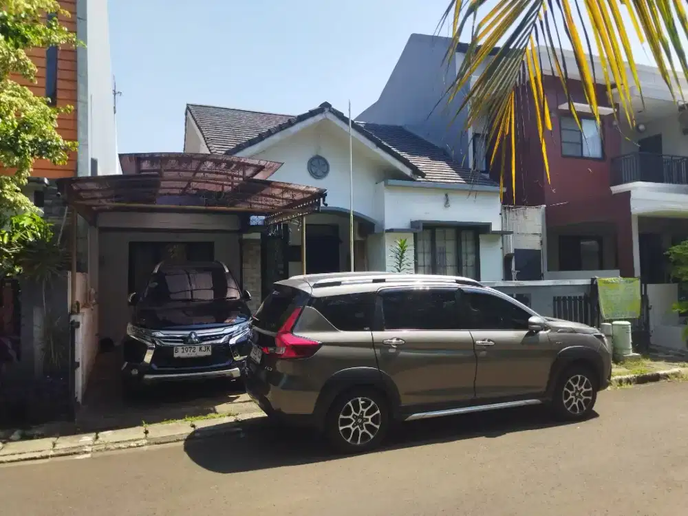 Rumah Sakura Regency 1. SHM