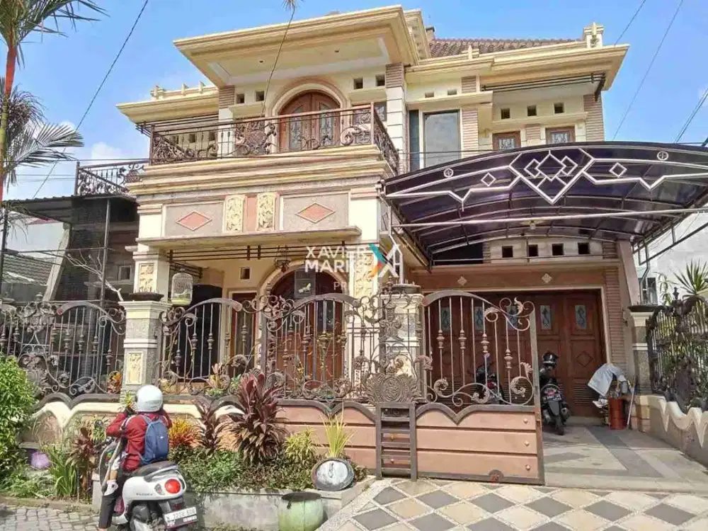 Dijual Rumah Clasic Dalam Perumahan Di Danau-Danau Sawojajar Malang