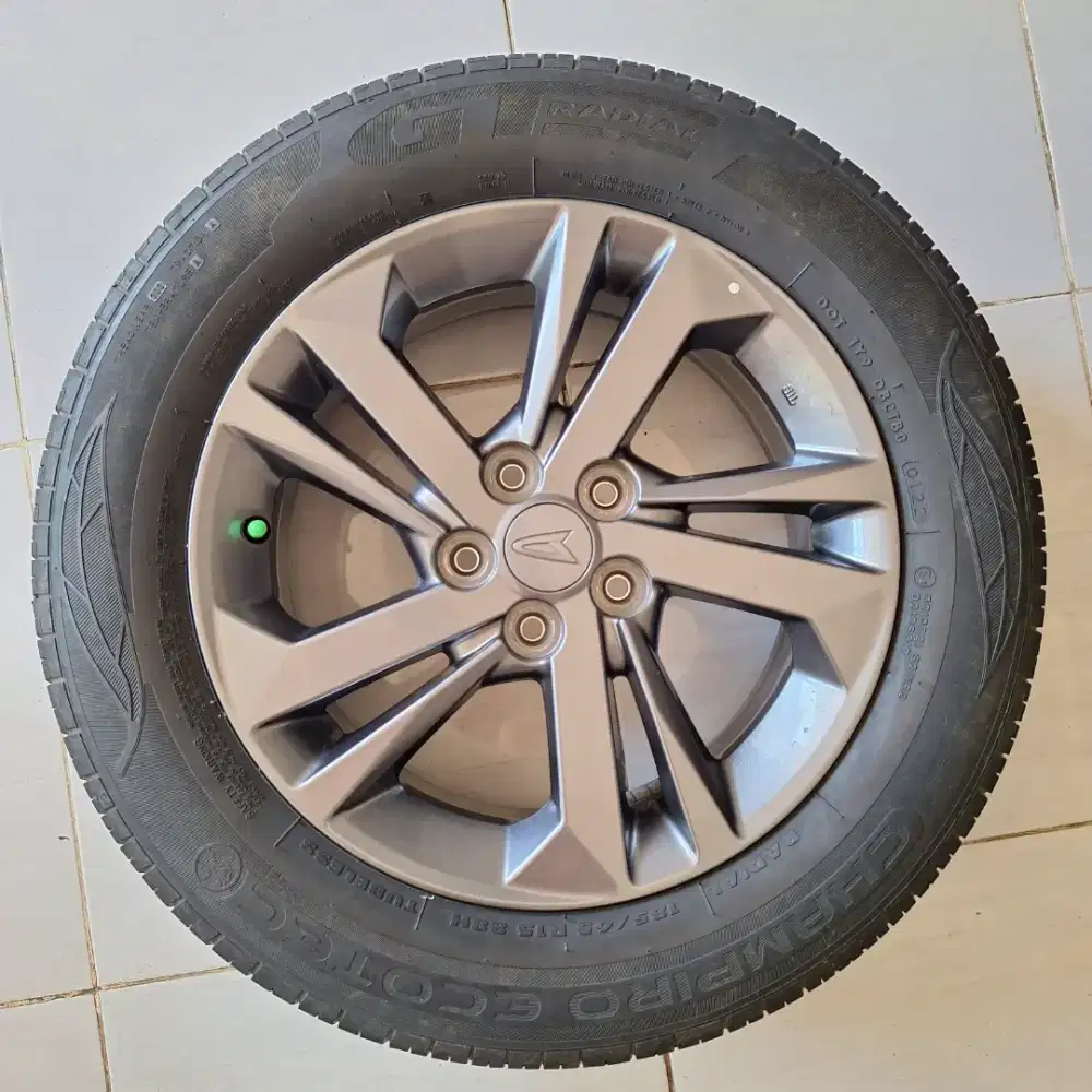 Velg + Ban All new Xenia ring 15