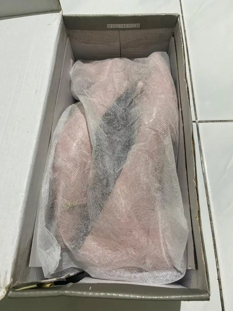 Sepatu wanita NCY