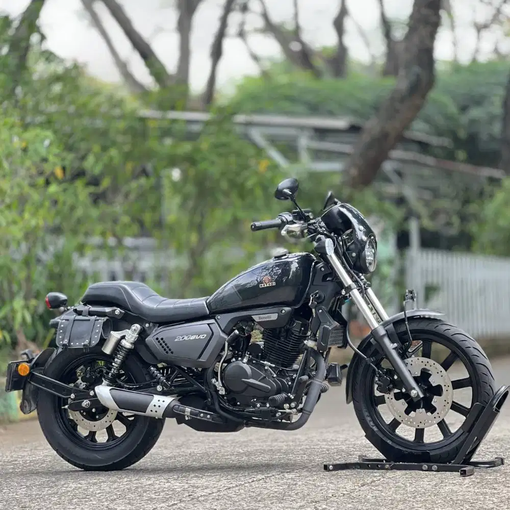 BENELLI MOTOBI 200 EVO HITAM 2024 KM 3K PAJAK PANJANG KAYAK BARU