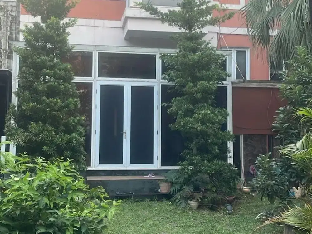 Rumah Keren 3 Lantai di Gading Park View, Kelapa Gading, Jakarta Utara