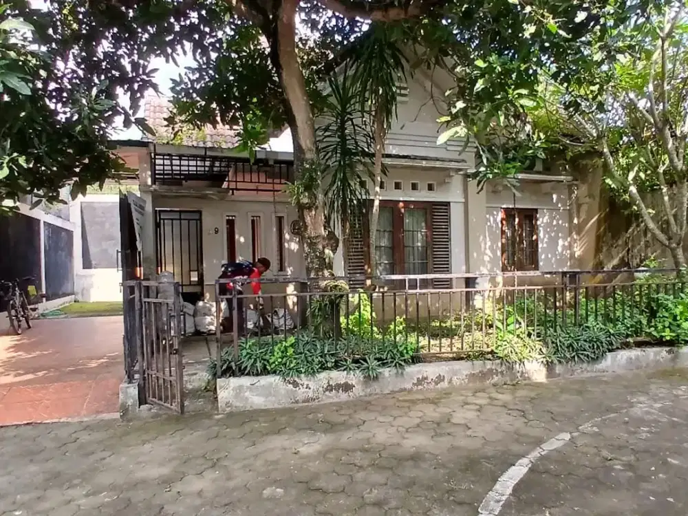 Rumah Cantik Strategis di Ngemplak Sleman Yogyakarta #Kode : RSH 126