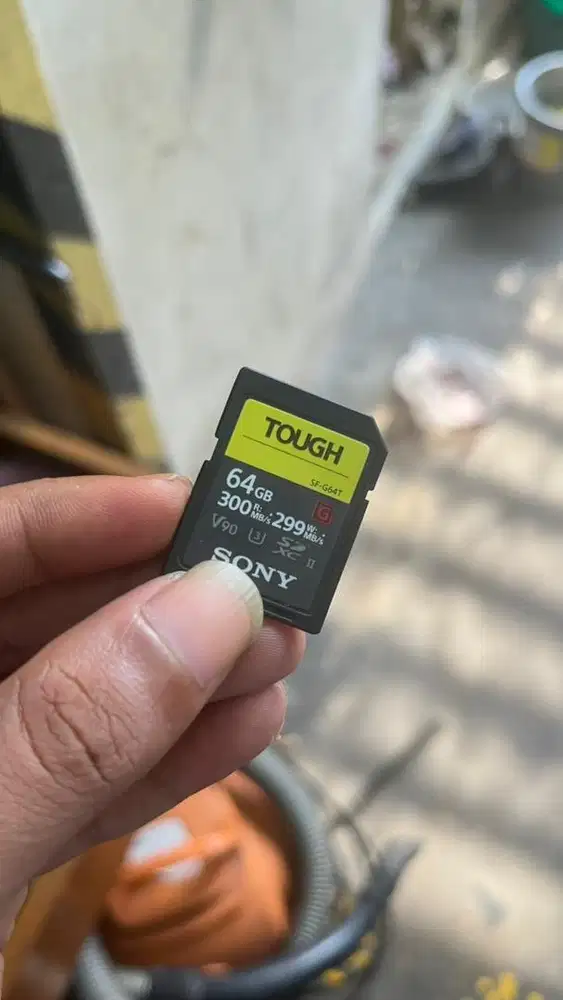 MMC Sony TOUGH G V90 64gb + OTG convert to iphone