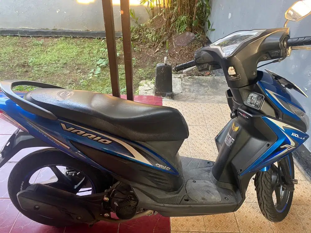 Honda Vario biru 2015