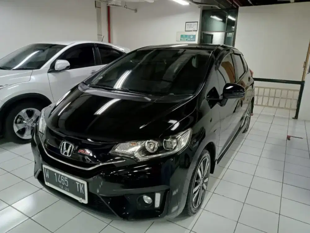 HONDA JAZZ RS AT 2015 HITAM