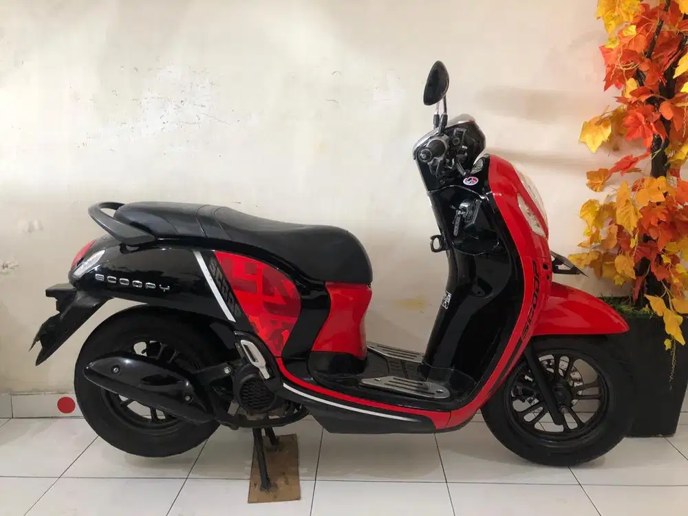 Honda Scoopy Th.2021 Merah!!