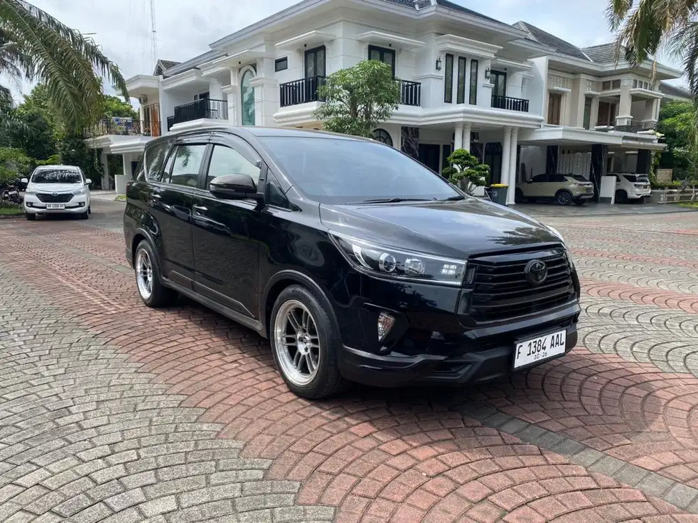 TOYOTA INNOVA VENTURER 2.4 DIESEL AT 2021 // PROMO DP HANYA 46 JT SAJA