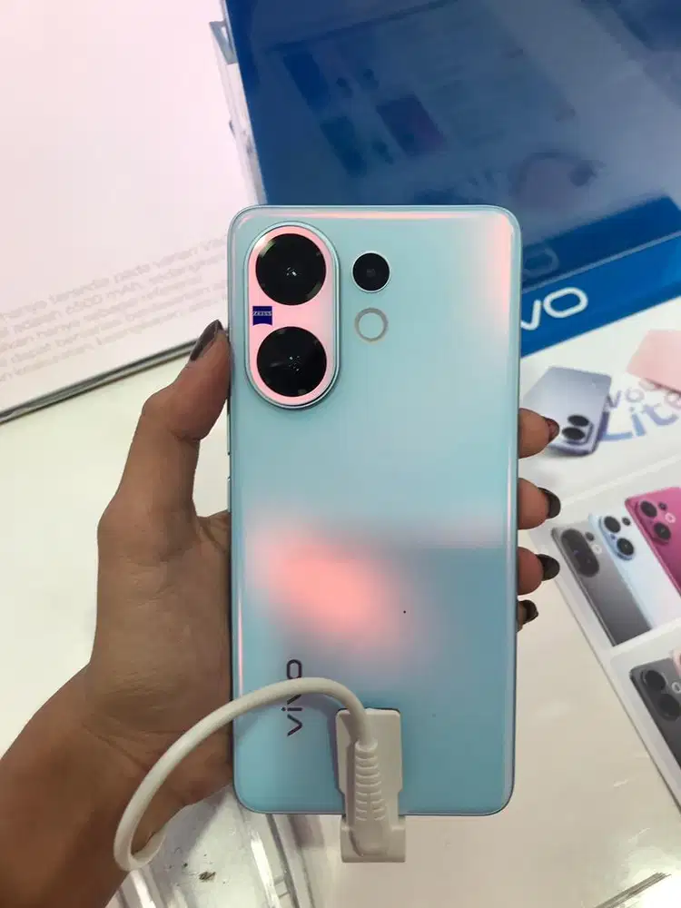 NEW VIVO V60 RAM 8/256